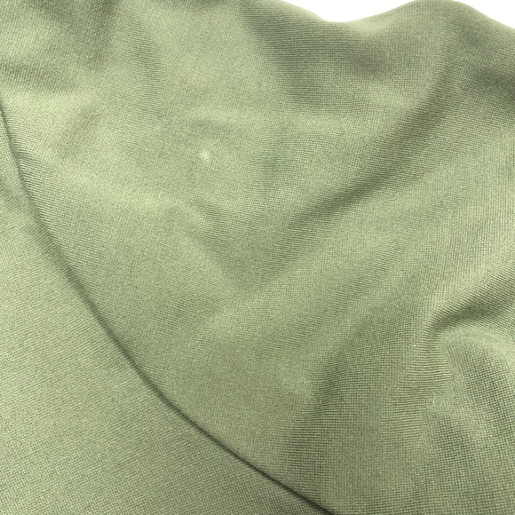 Jaanuu large scrub top Style #J96199 - Picture 3 of 3